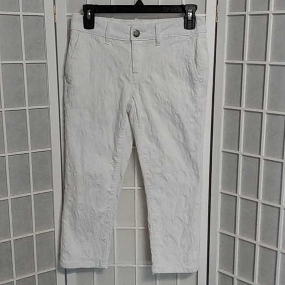 Simply Vera Vera Wang Pants - Simply Vera Vera Wang cropped pants • textured jacquard stretch • white • 2P